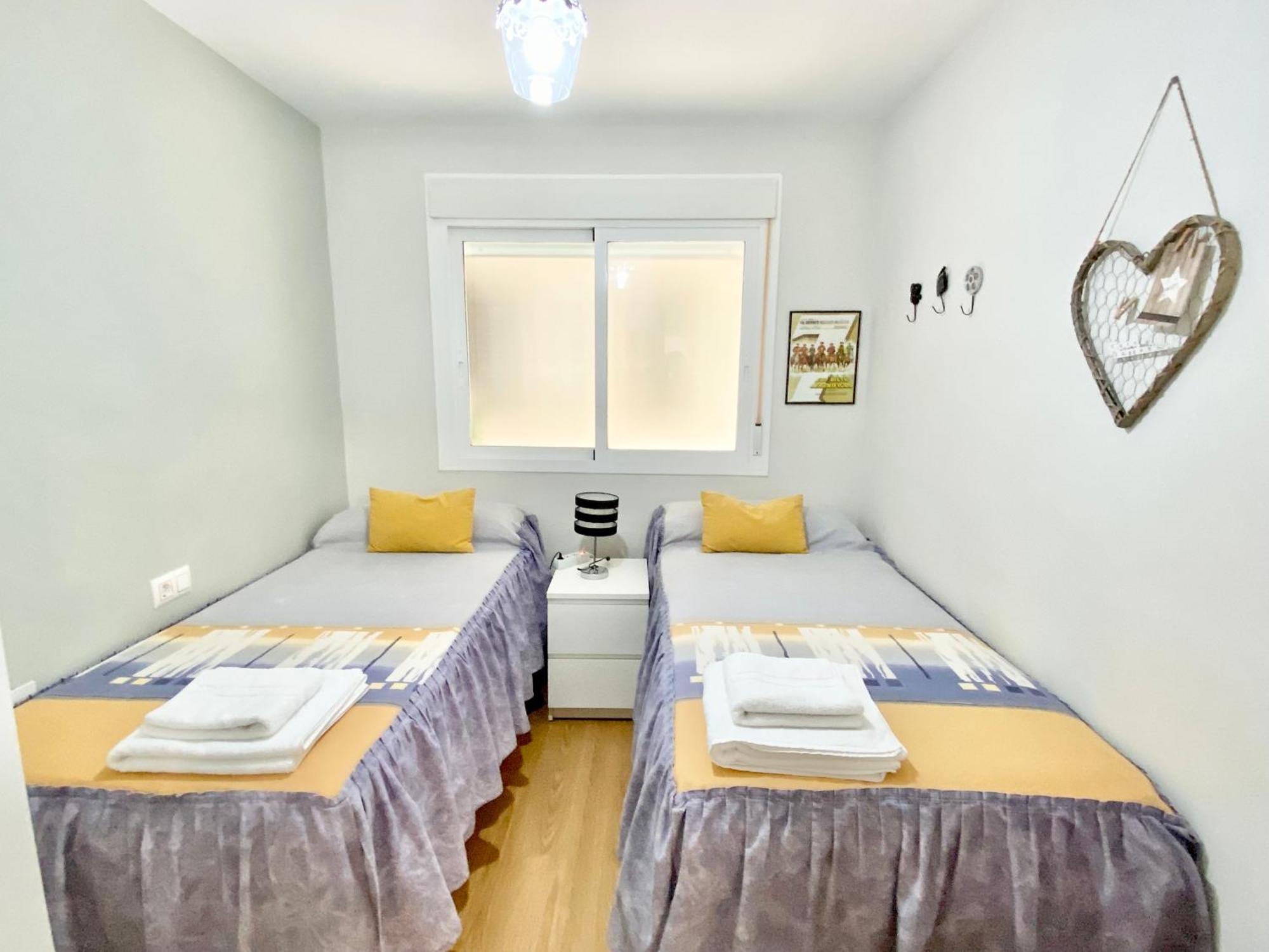 Apartamento Con Parking Gratis En El Centro, 2 Dormitorios Almeria Exterior photo